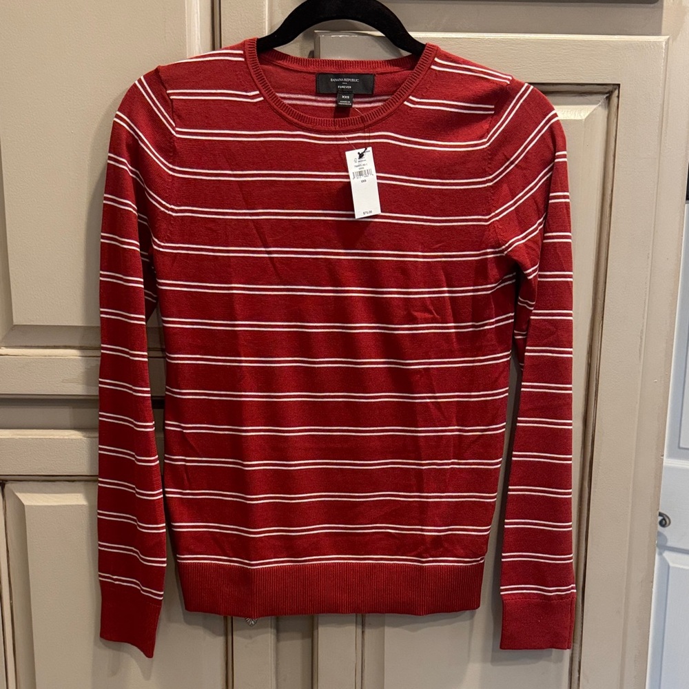 Banana Republic Red and White Striped Crewneck Sweater